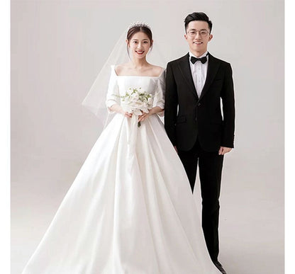 Neck Plain Pleated 3/4-Sleeve Wedding Square A-Line Gown