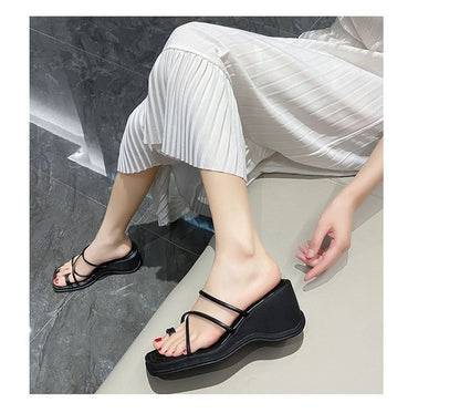 Wedge-Heel Toe Loop Sandals