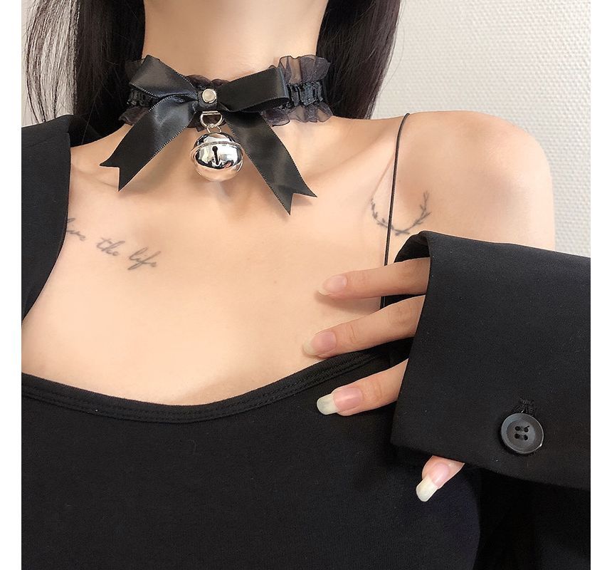 Bell Ribbon Choker