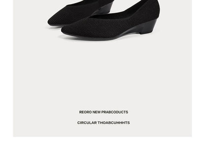 Wedge-Heel Pointed Pumps