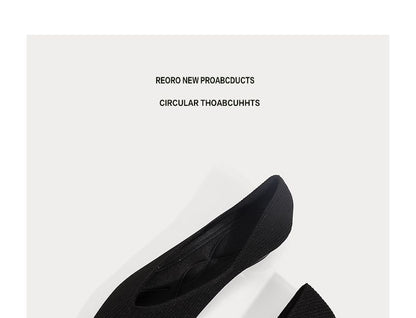 Wedge-Heel Pointed Pumps