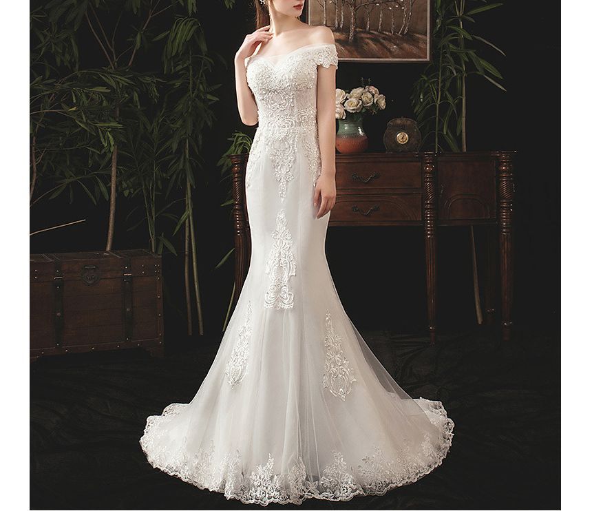 Short-Sleeve Off Shoulder Sequined Floral Lace Trained Mermaid Wedding Gown