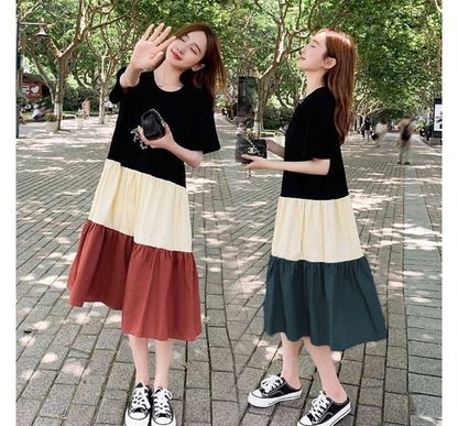 Short-Sleeve Crew Neck Color Block Midi A-Line Dress