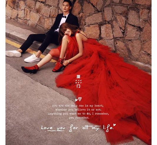 Sleeveless V-Neck Plain Tiered A-Line Evening Gown