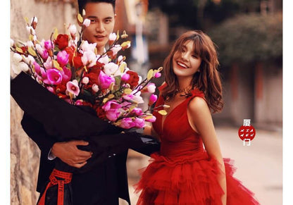 Sleeveless V-Neck Plain Tiered A-Line Evening Gown