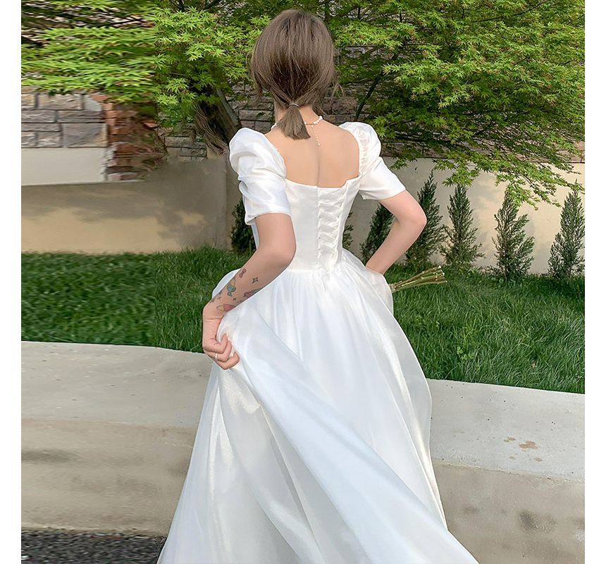 Short-Sleeve Square Neck Plain A-Line Wedding Gown / Midi Dress