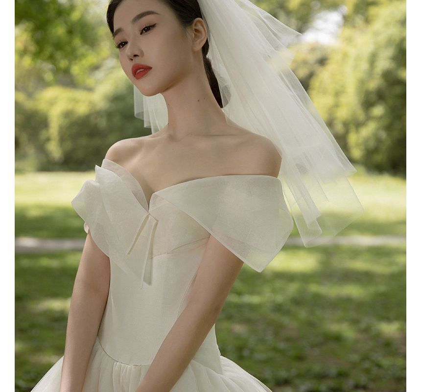 Off-Shoulder Plain Wedding Ball Gown