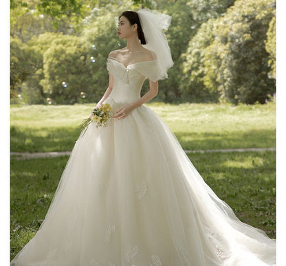 Off-Shoulder Plain Wedding Ball Gown