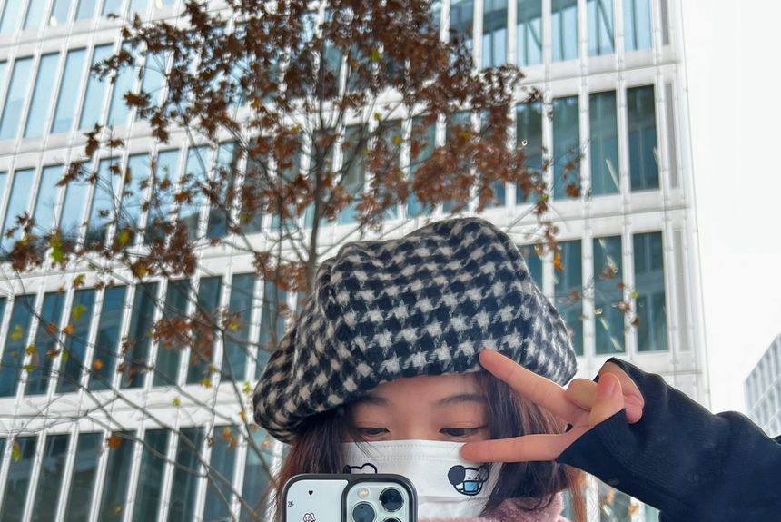 Houndstooth Panel Beret