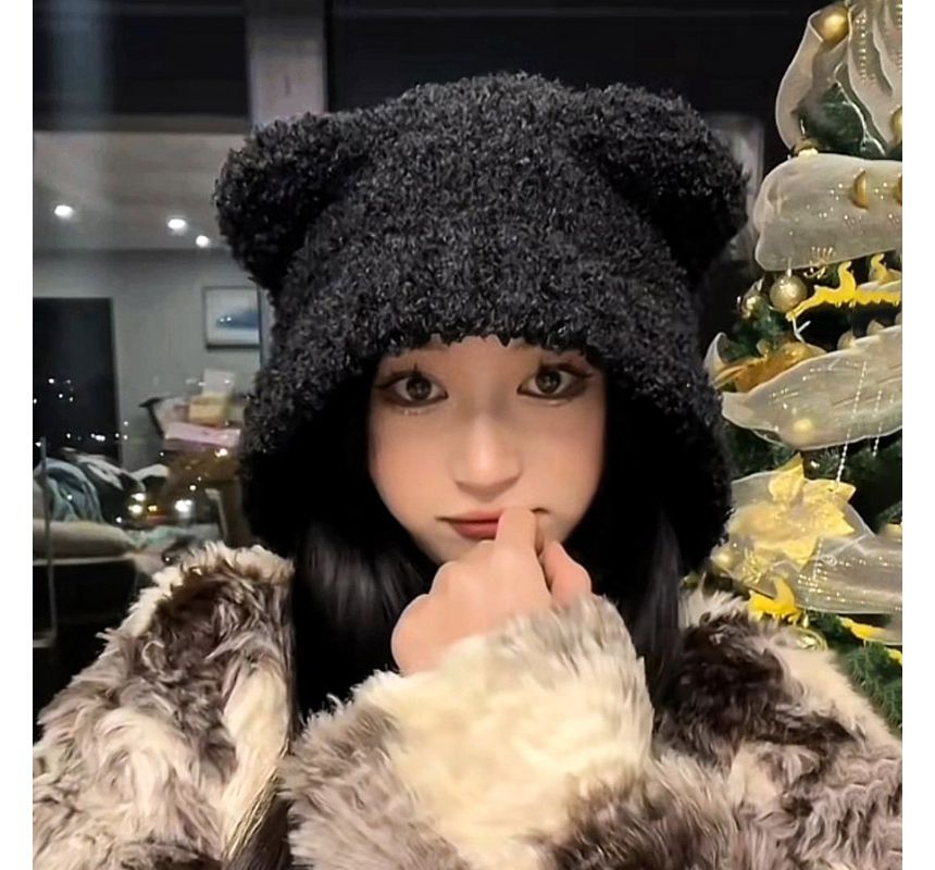 Ear Fleece Bucket Hat