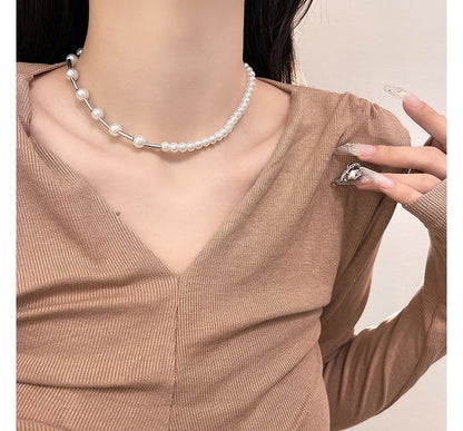 Pearl Faux Choker Alloy