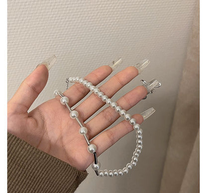 Pearl Faux Choker Alloy