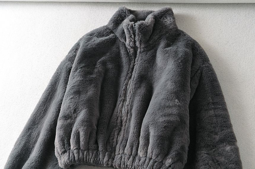 Stand Collar Plain Fluffy Crop Zip-Up Jacket
