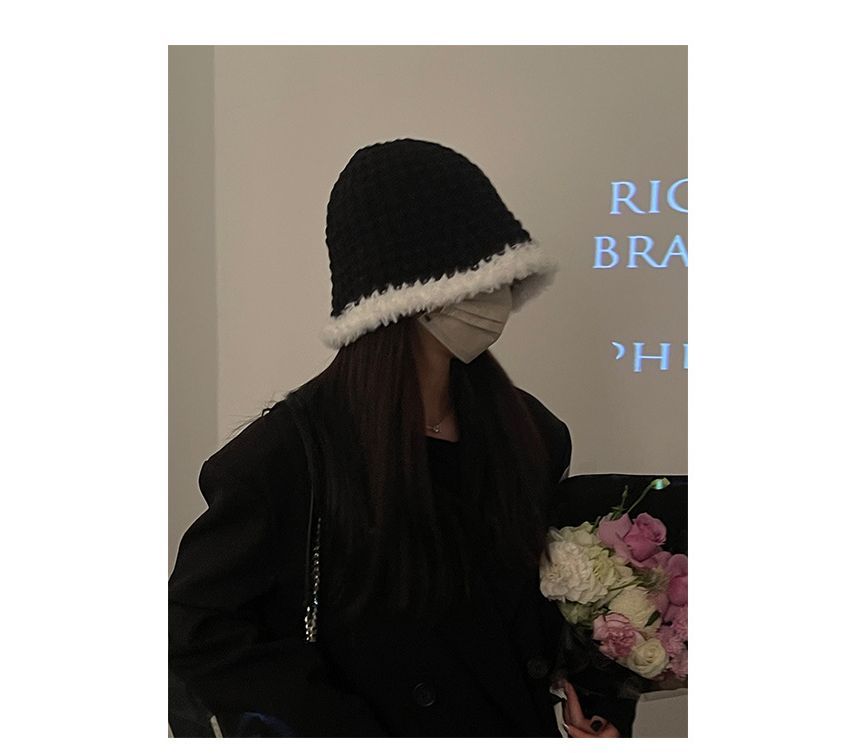 Fluffy Trim Knit Cloche Hat