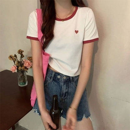 Short-Sleeve Round Neck Heart Contrast Trim Tee