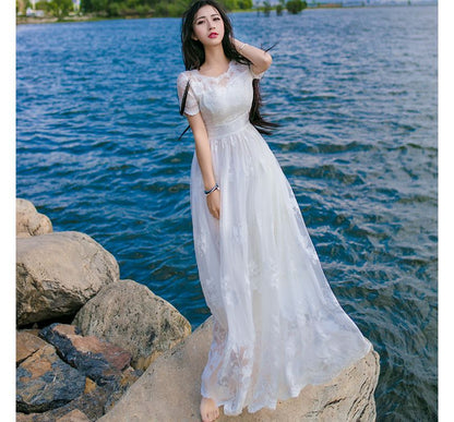 Short-Sleeve Round Neck Plain Flower Embroidered Lace Maxi A-Line Dress