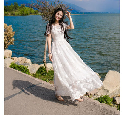 Short-Sleeve Round Neck Plain Flower Embroidered Lace Maxi A-Line Dress