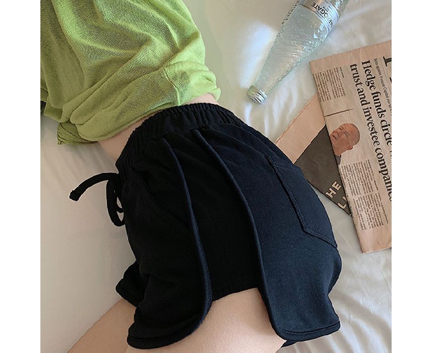 Schlichte Shorts mit hoher Taille