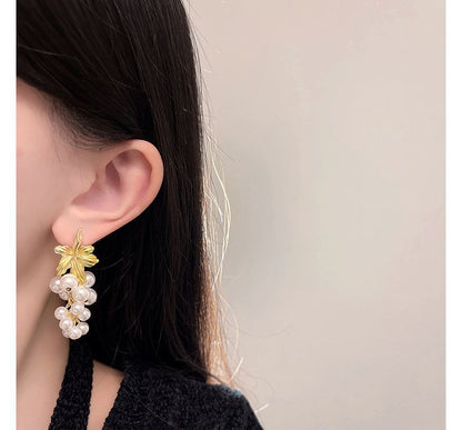 Drop Faux Pearl Grape Earring