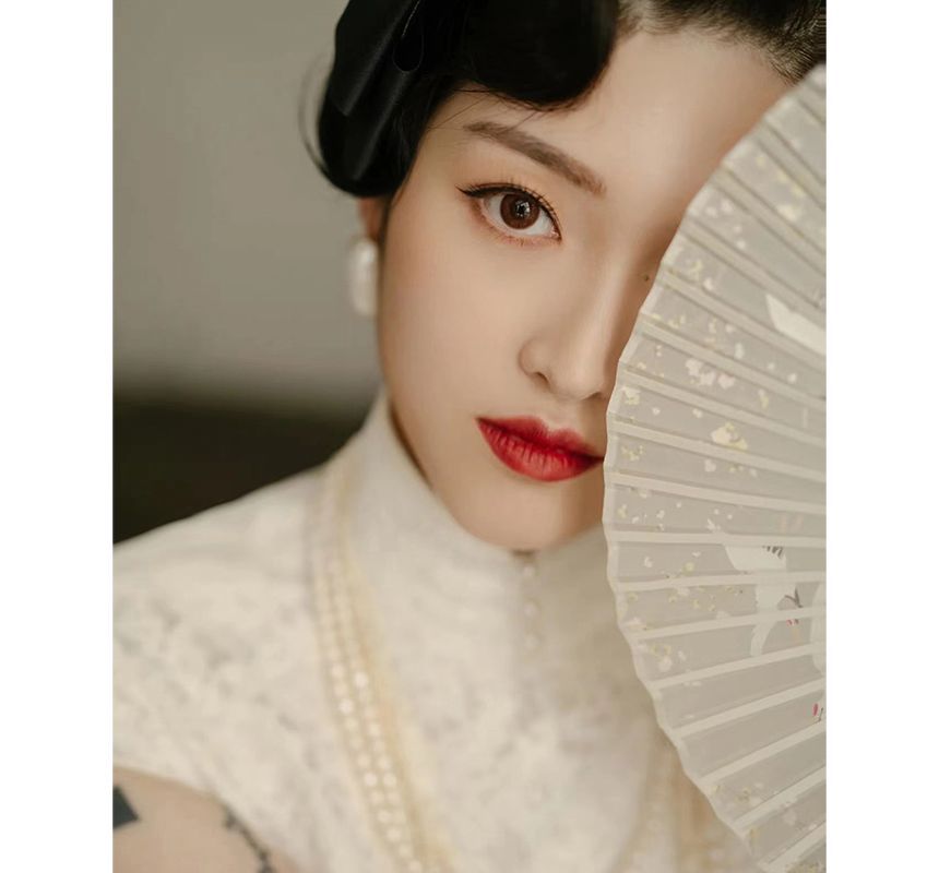 Cap-Sleeve Lace Mermaid Evening Gown