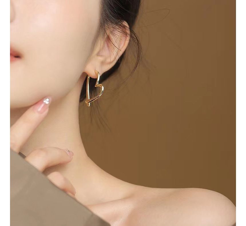 Heart Alloy Cuff Earring