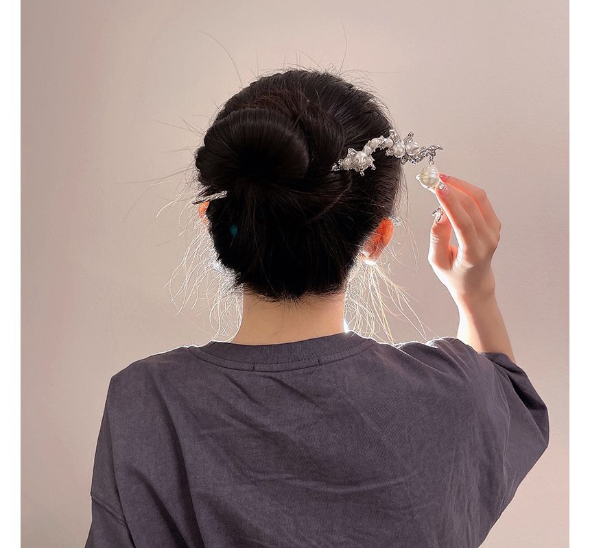 Alloy Irregular Pearl Faux Clip Hair