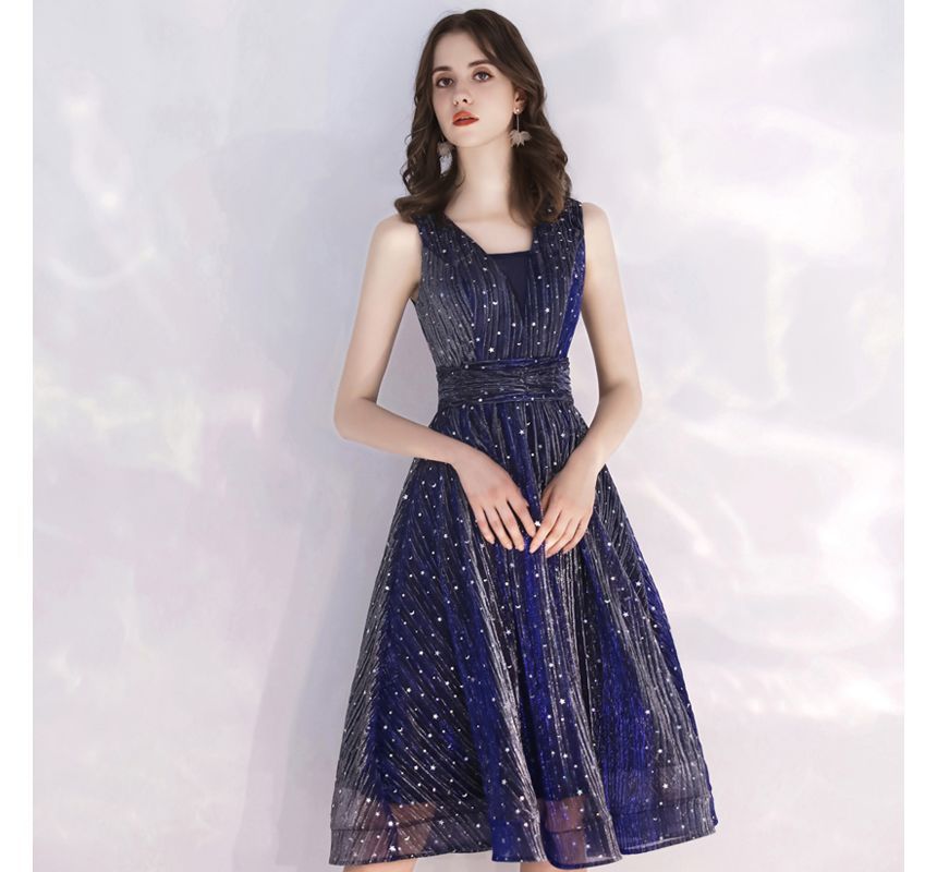 Sleeveless Star Sequin A-Line Cocktail Dress