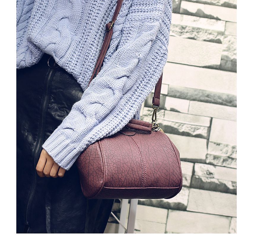 Top Handle Plain Kiss Lock Crossbody Bag