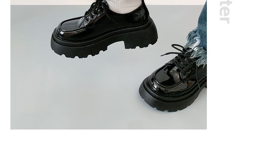 Patent Platform Lace-Up Shoes