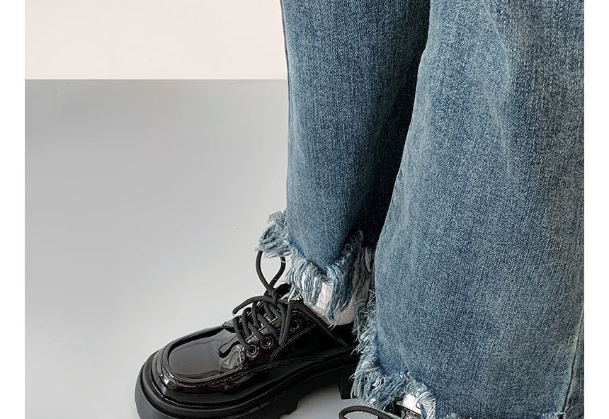 Patent Platform Lace-Up Shoes