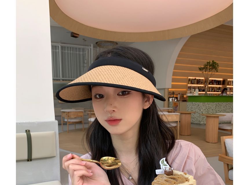 Contrast Trim Straw Sun Visor