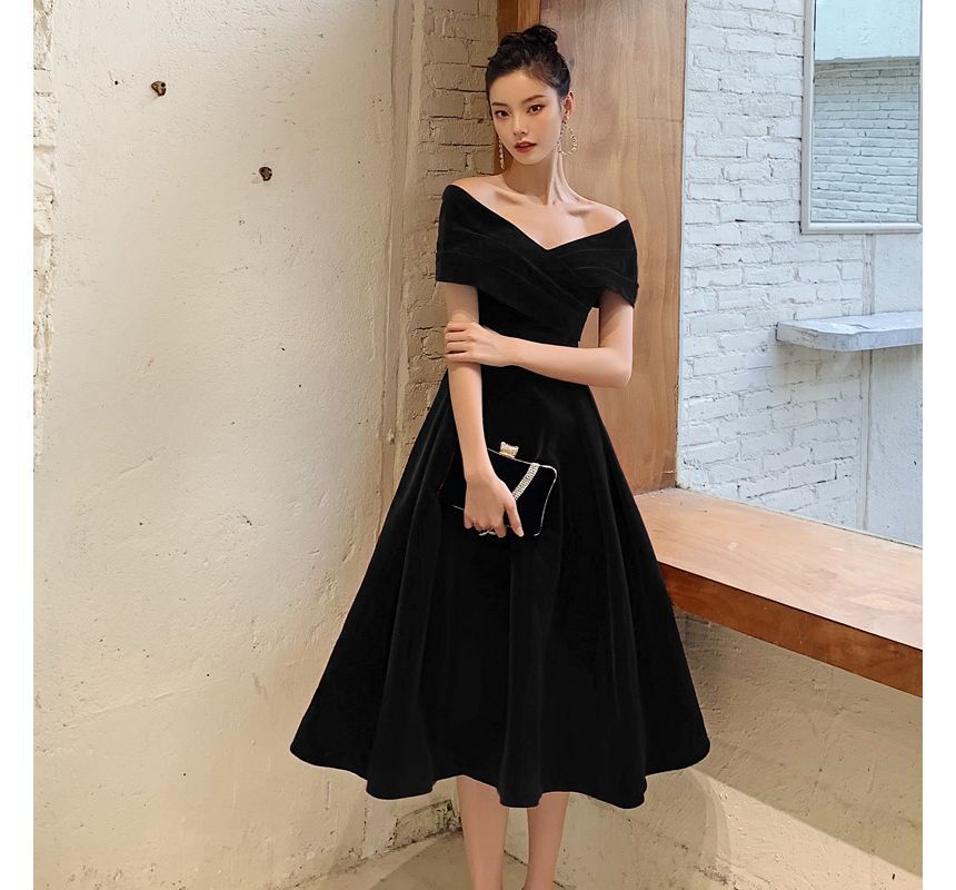 Off-Shoulder Plain Midi A-Line Cocktail Dress