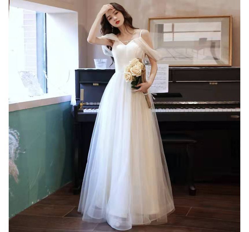 Plain Spaghetti A-Line Panel Strap Evening Gown Mesh