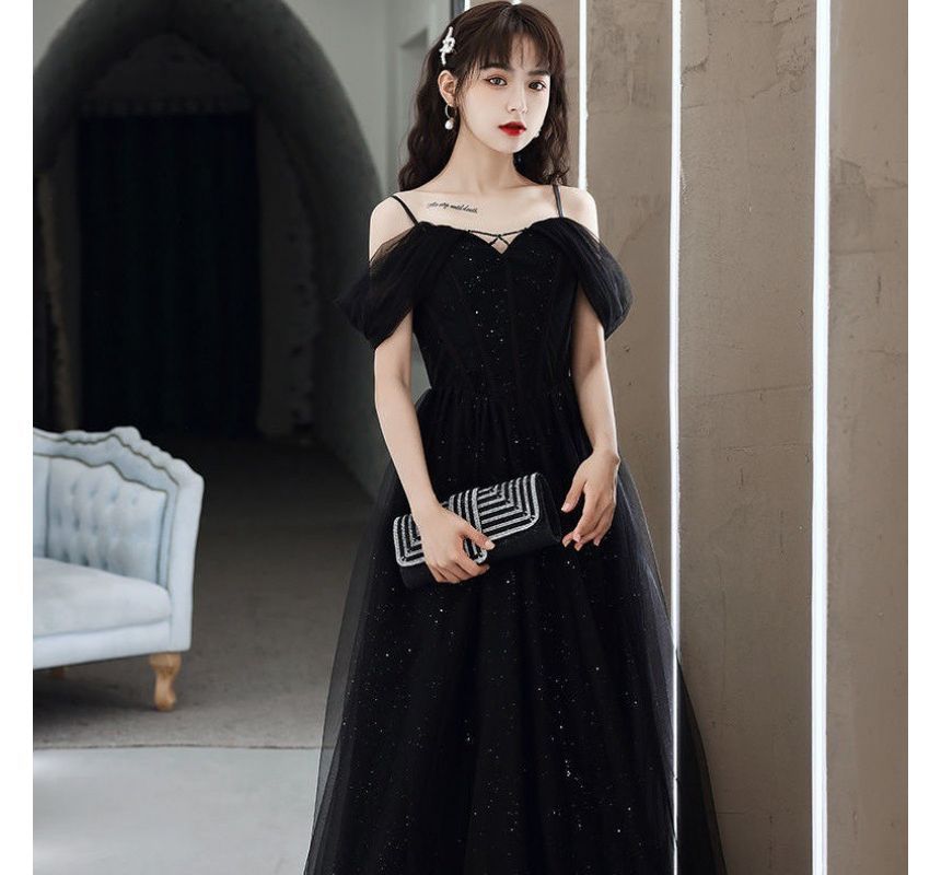 Plain Spaghetti A-Line Panel Strap Evening Gown Mesh