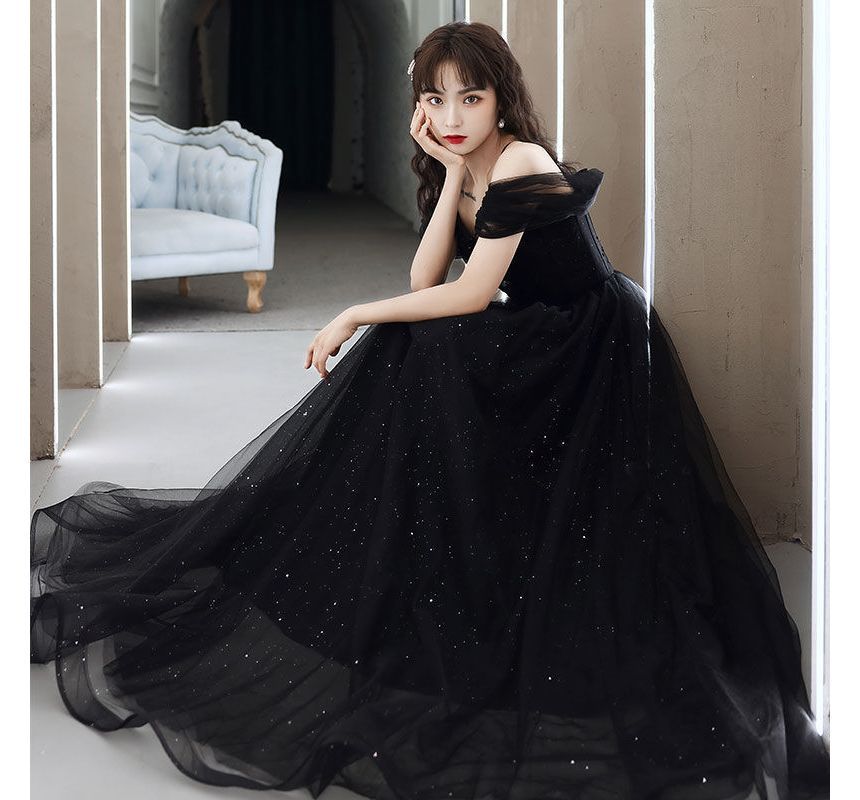 Plain Spaghetti A-Line Panel Strap Evening Gown Mesh