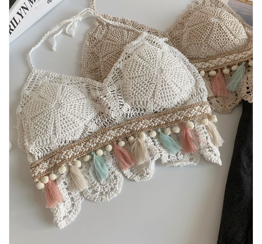 Brassière en tricot crocheté à pompons et licou