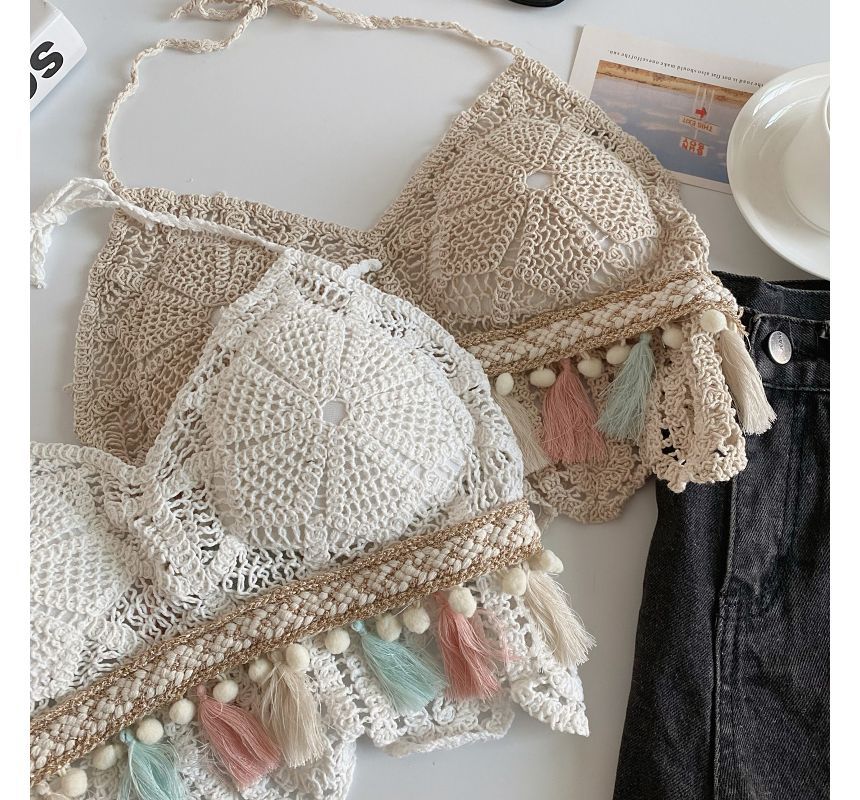 Brassière en tricot crocheté à pompons et licou