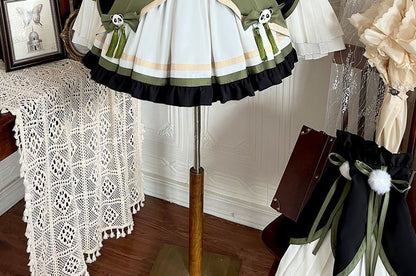 Kurze Lolita-Bluse mit ausgestellten Ärmeln und Panda-Stickerei / zweifarbiges Trägerkleid mit Schleife / Beinstulpen mit Rüschen / Set