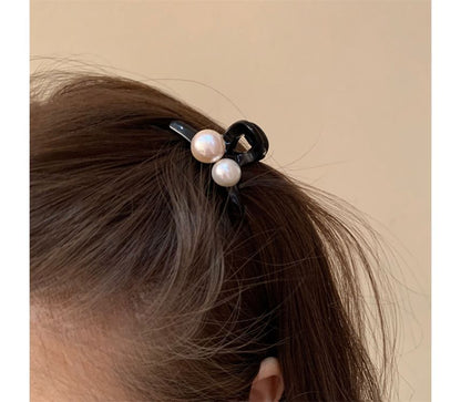 Faux Pearl Mini Hair Clip