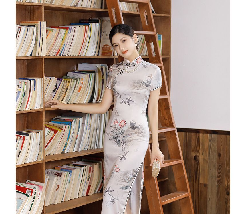 Short-Sleeve Floral Print  Midi Sheath Qipao