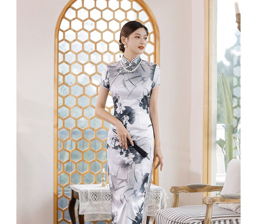 Short-Sleeve Floral Print  Midi Sheath Qipao