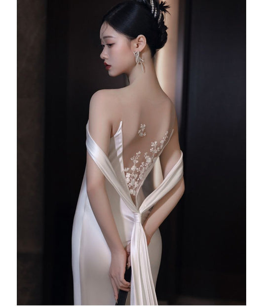 Sleeveless Square Neck Plain Floral Embroidered Panel Mesh Mermaid Wedding Gown