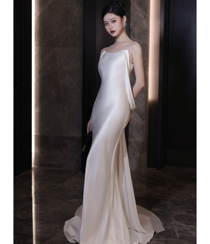 Sleeveless Square Neck Plain Floral Embroidered Panel Mesh Mermaid Wedding Gown