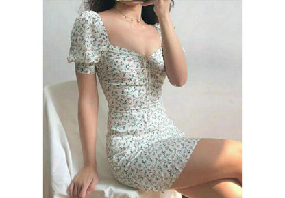 Short-Sleeve Square Neck Floral Mini Sheath Dress