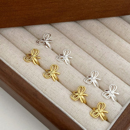 Bow Sterling Silver Earring