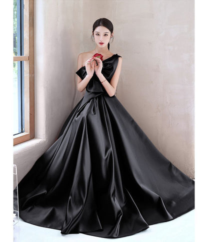 Sleeveless One Shoulder Plain Bow Satin A-Line Evening Gown