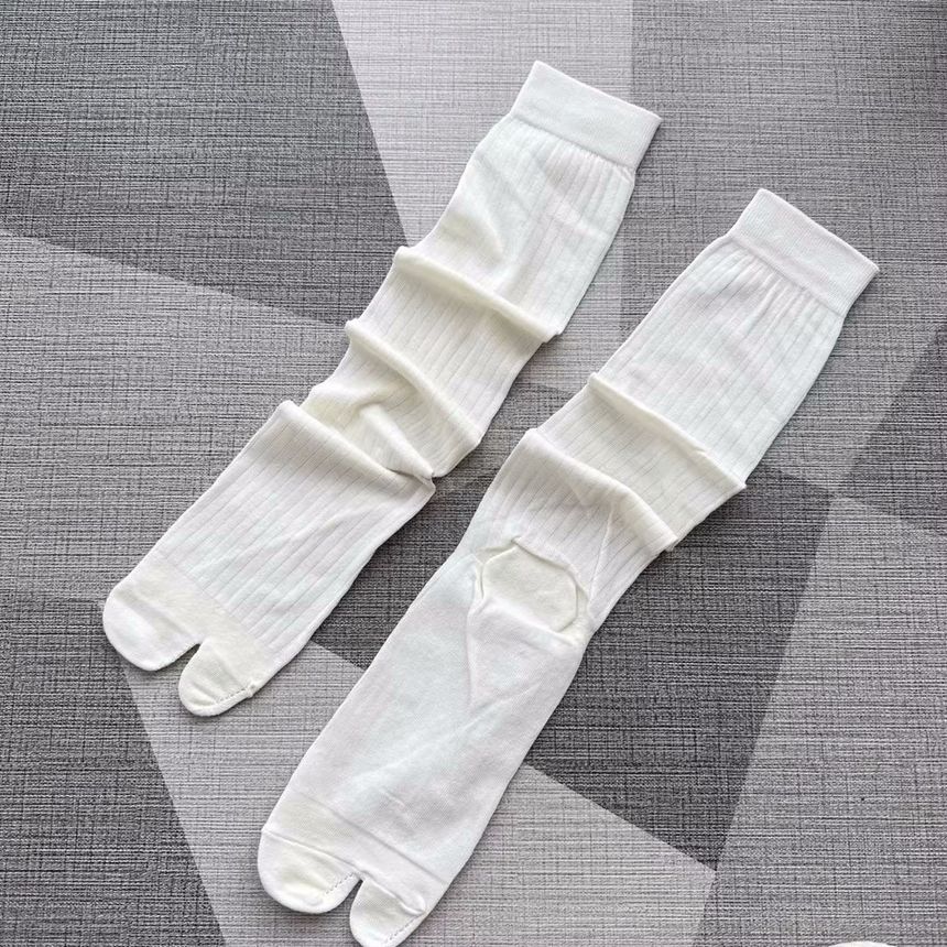Plain Split-Toe Socks