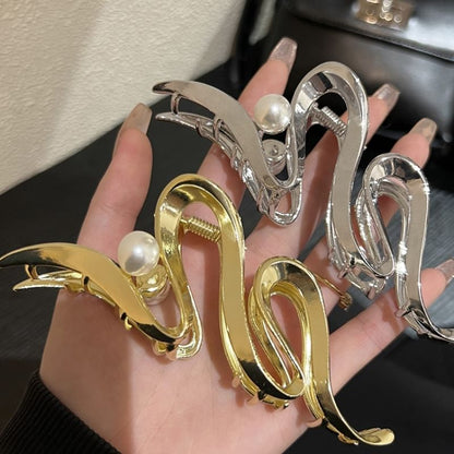 Faux Hair Claw Pearl