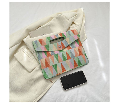 Geometric Print Envelope Clutch