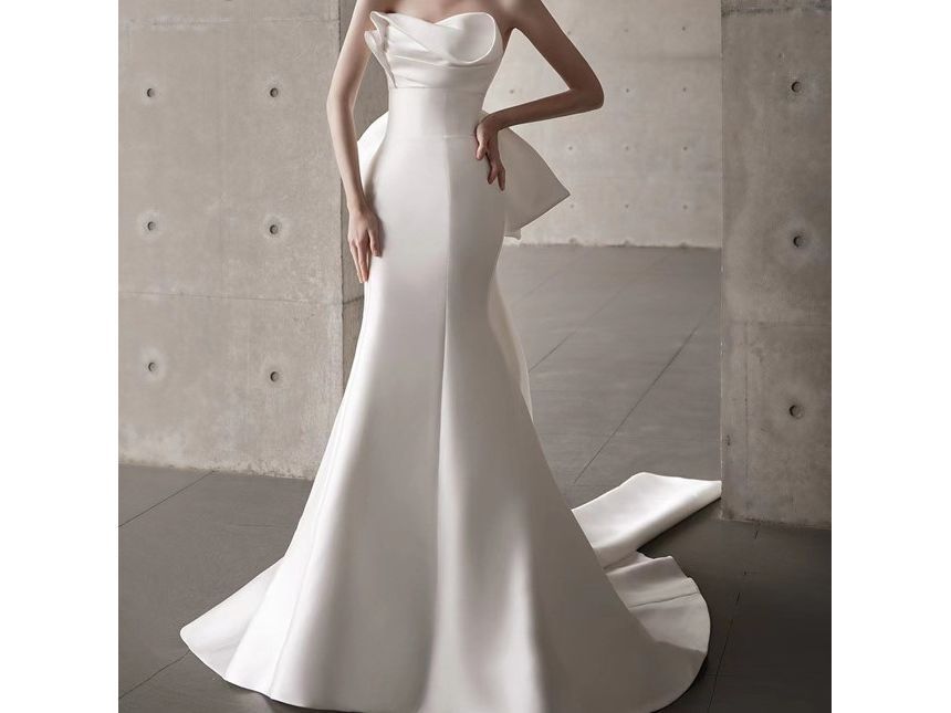 Strapless Bow Mermaid Wedding Gown